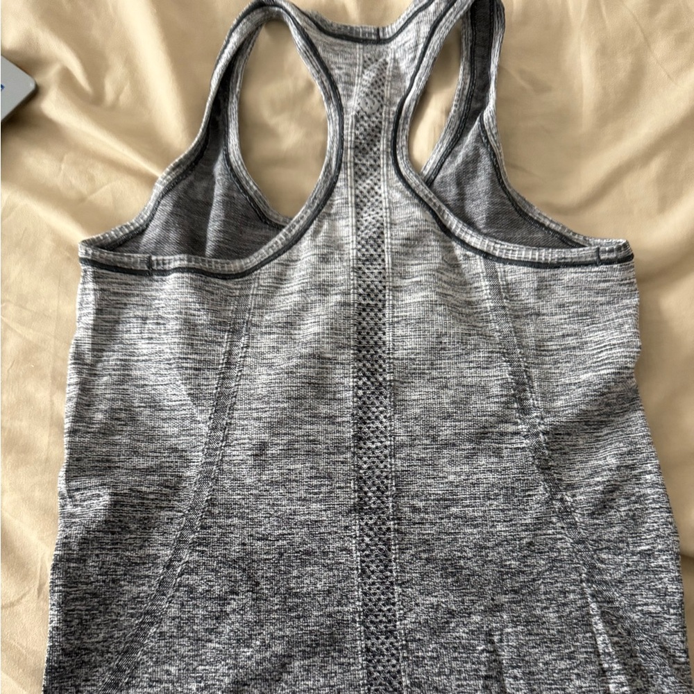 Lululemon Athletica Black and Gray Women's Tank Top